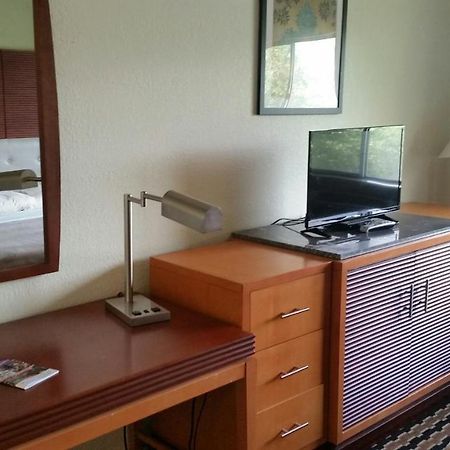 Riverwalk Inn & Suites Fort Atkinson Kültér fotó