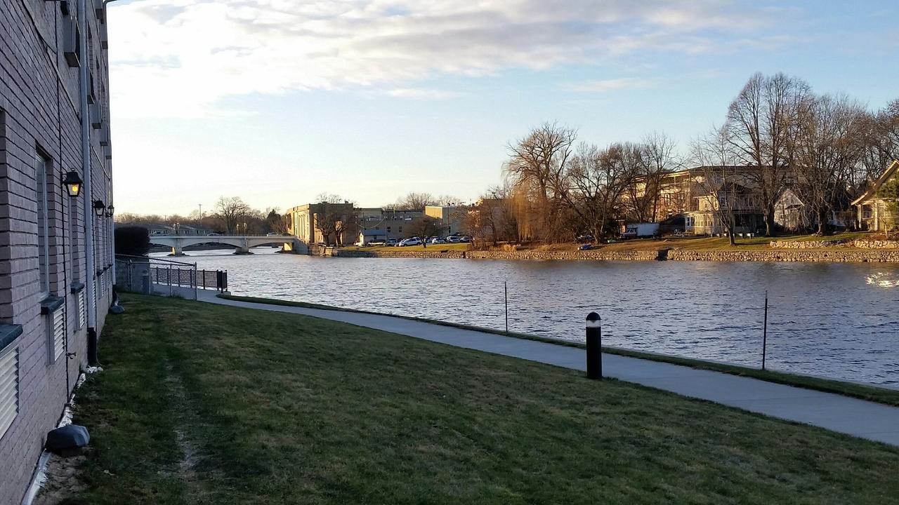 Riverwalk Inn & Suites Fort Atkinson Kültér fotó