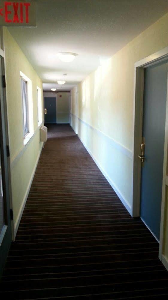 Riverwalk Inn & Suites Fort Atkinson Kültér fotó