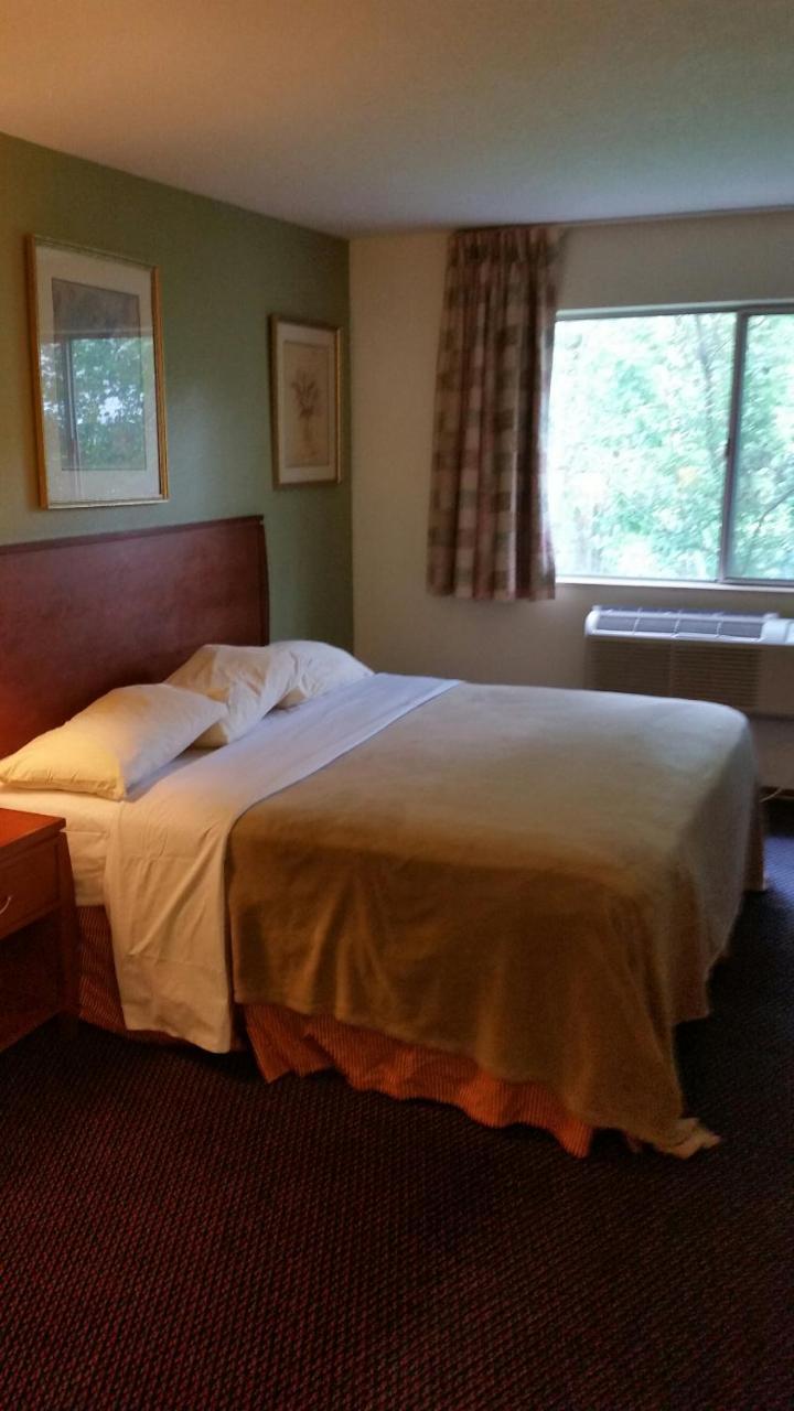 Riverwalk Inn & Suites Fort Atkinson Kültér fotó